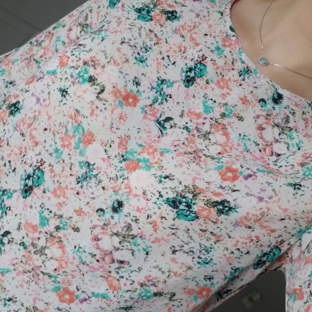 Blouse - Picture 3 of 3